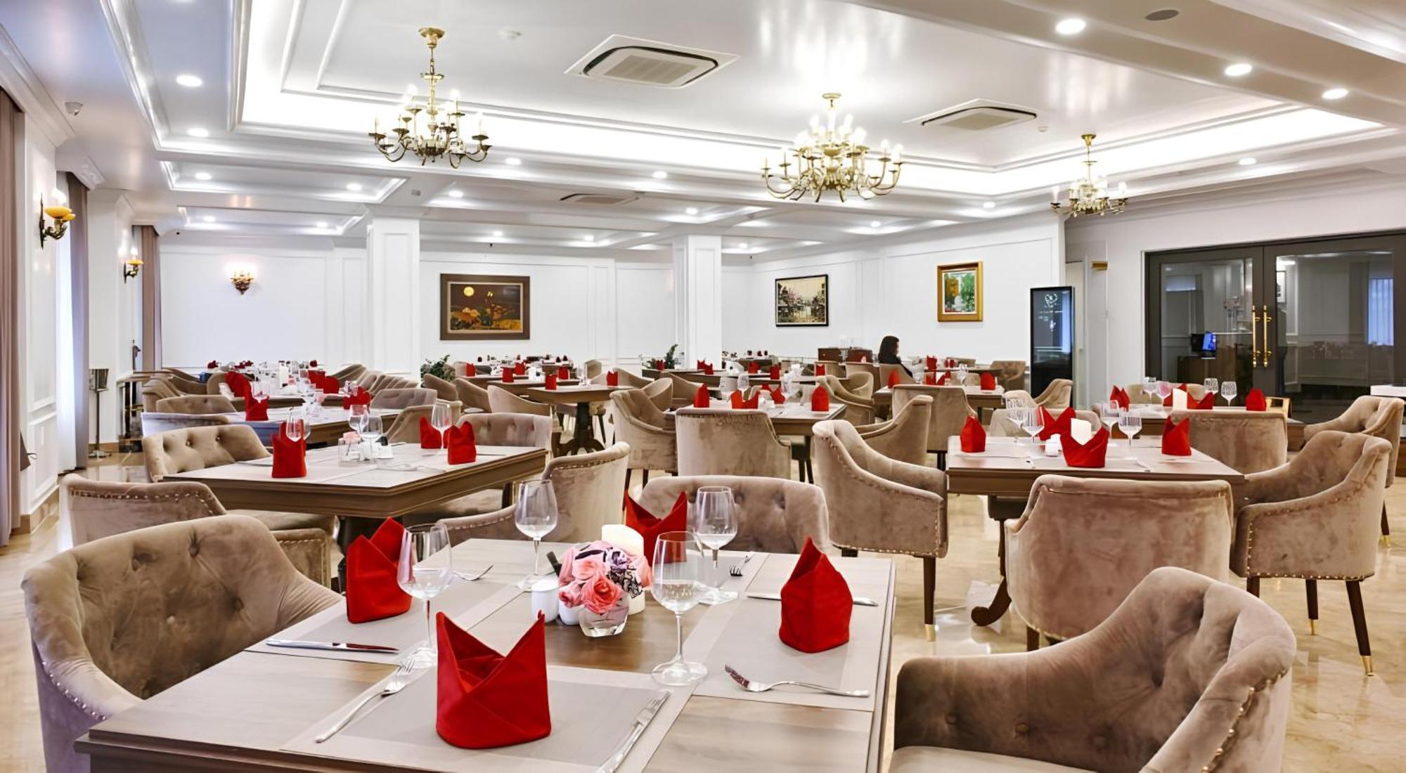 Le Haute Hotel ハイフォン エクステリア 写真