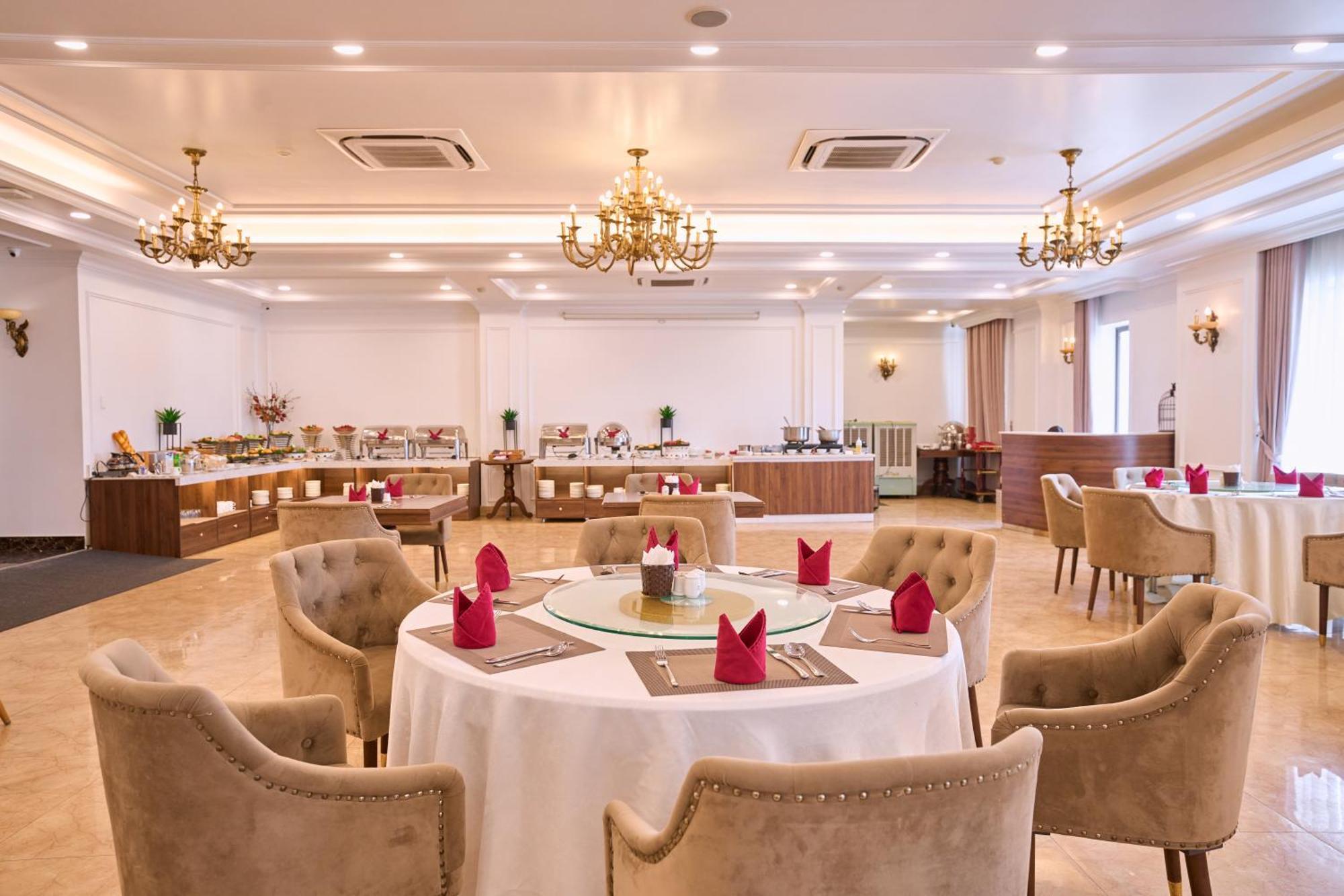 Le Haute Hotel ハイフォン エクステリア 写真