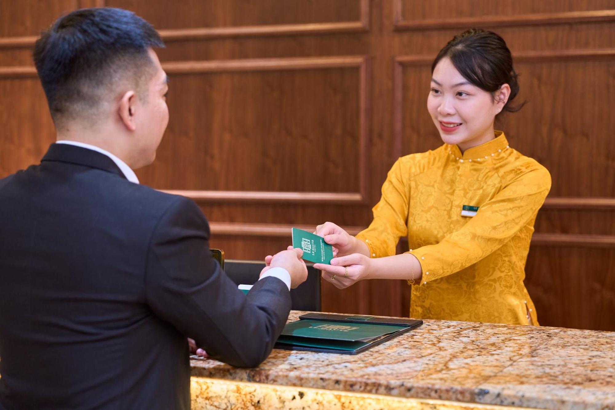 Le Haute Hotel ハイフォン エクステリア 写真