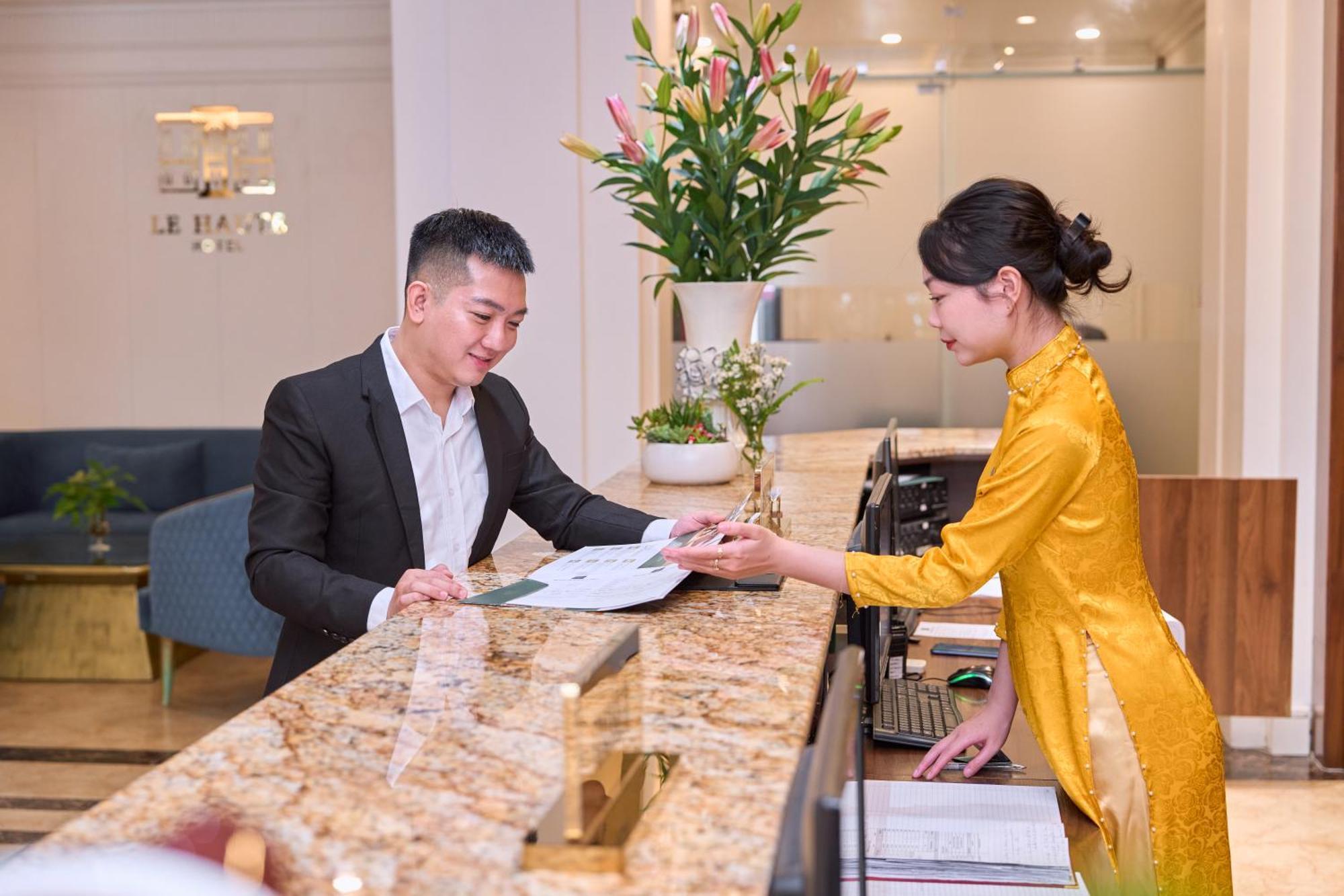 Le Haute Hotel ハイフォン エクステリア 写真