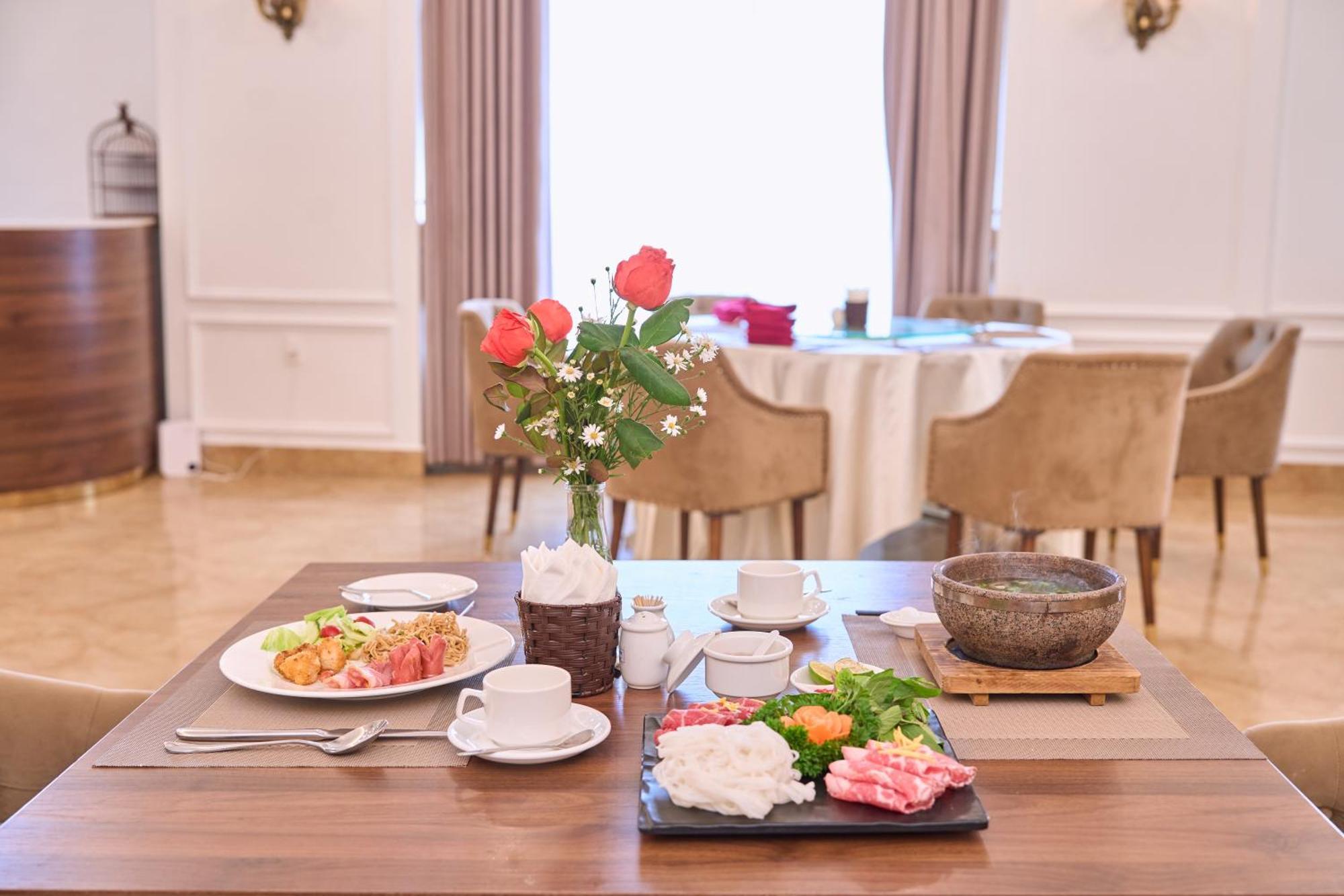 Le Haute Hotel ハイフォン エクステリア 写真