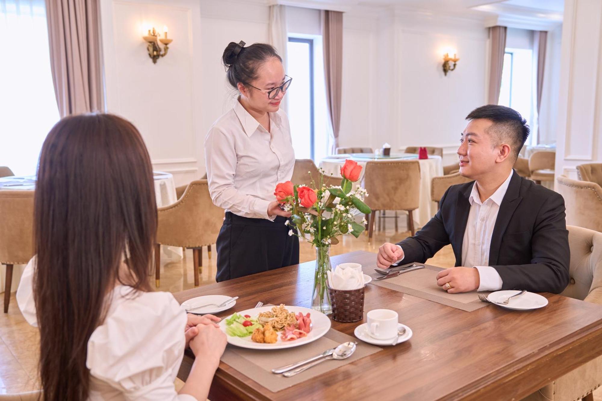 Le Haute Hotel ハイフォン エクステリア 写真