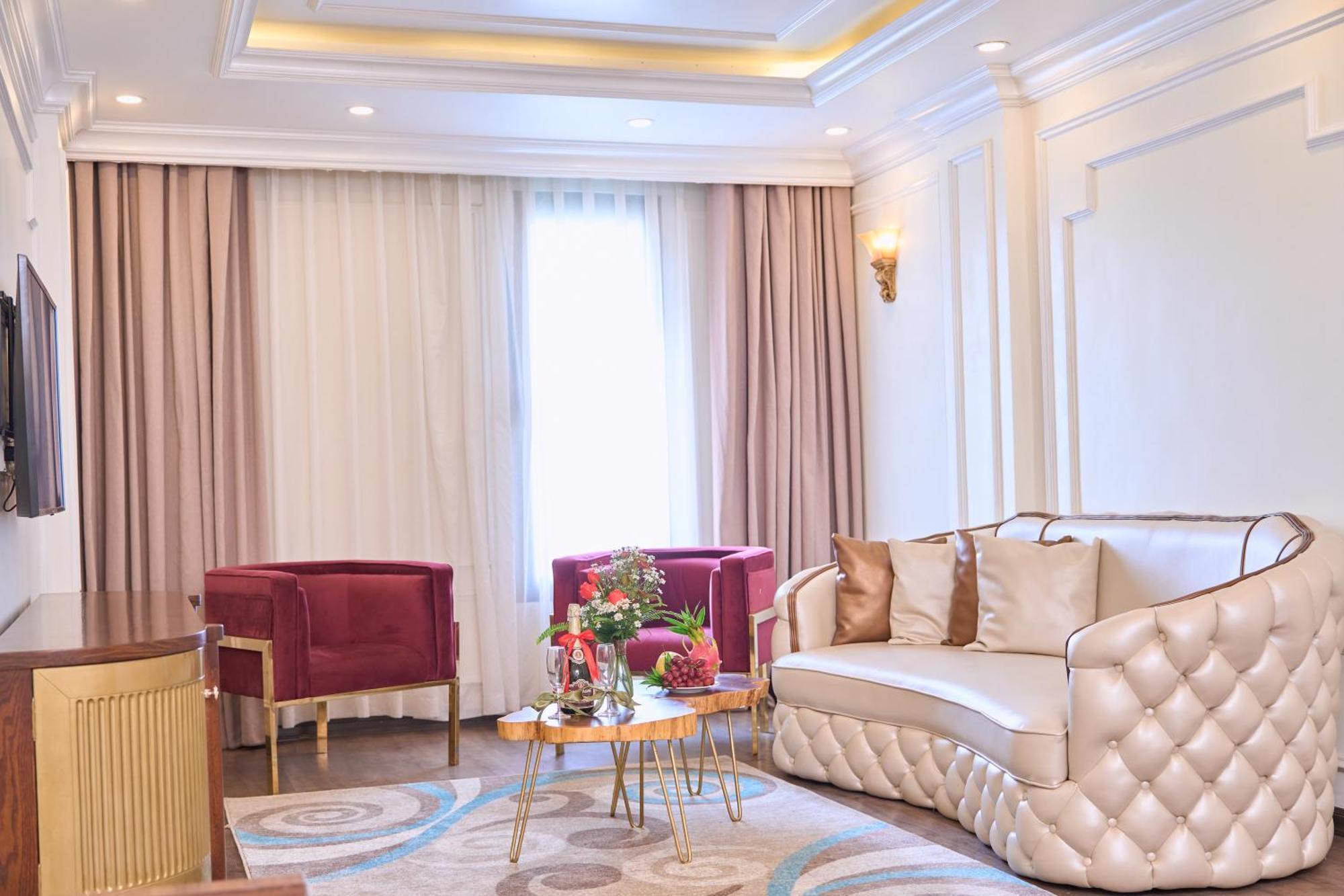 Le Haute Hotel ハイフォン エクステリア 写真